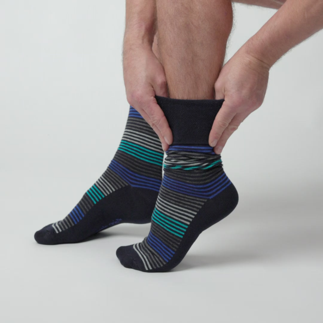 3 Pairs Men's Cotton Socks - Linear Vision