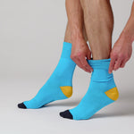 Load and play video in Gallery viewer, 3 Pairs Men&#39;s Colourburst Cotton Socks - Modern Hue
