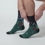 Load and play video in Gallery viewer, 3 Pairs Men&#39;s Fun Feet Cotton Socks - Under the Stars
