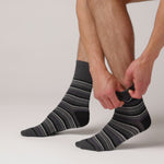Load and play video in Gallery viewer, 3 Pairs Men&#39;s Argyle Cotton Socks - Formality Black
