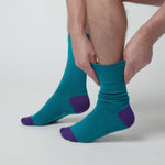 Load and play video in Gallery viewer, 3 Pairs Men&#39;s Colourburst Cotton Socks - Aqua
