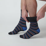 Charger et lire la vidéo dans la visionneuse de la Galerie, 3 paires de chaussettes en bambou pour homme - Rayures marinières
