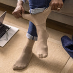Charger l&#39;image dans la galerie, Lot de 3 paires de chaussettes pour diabétiques en bambou avec coussinets - Mélange marron
